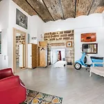 Porta Di Castro Boutique Hotel & Pool