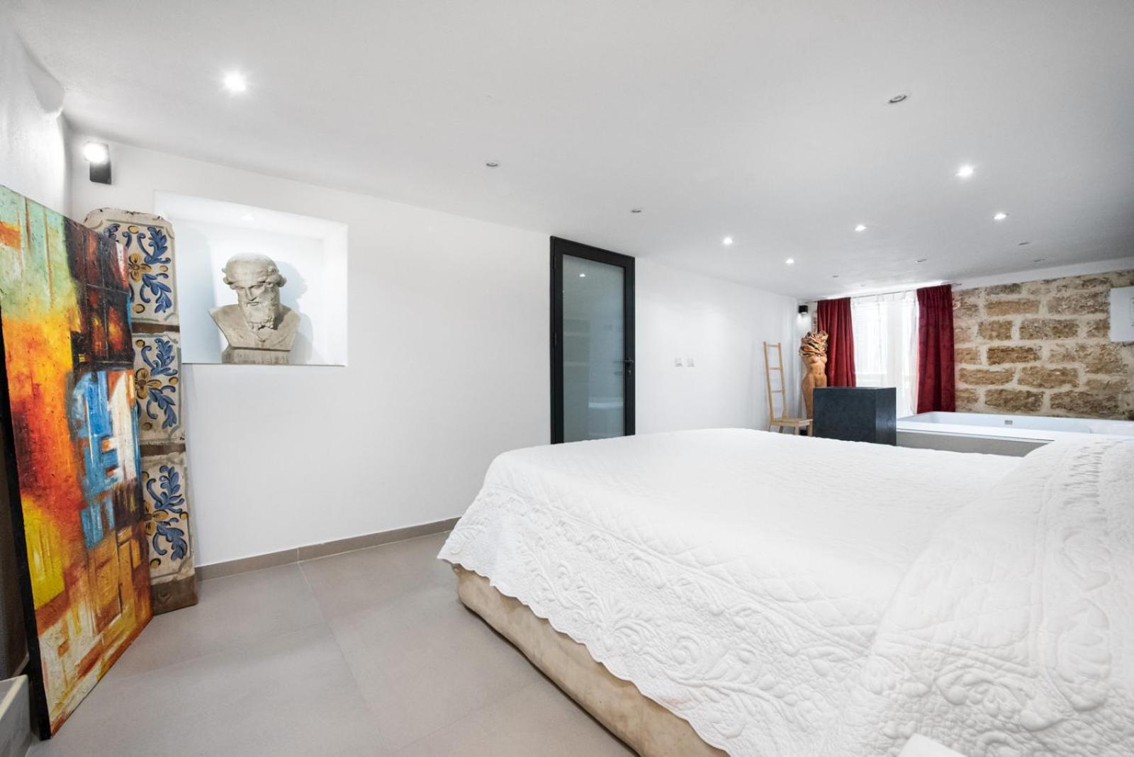 Porta Di Castro Boutique & Pool 3*